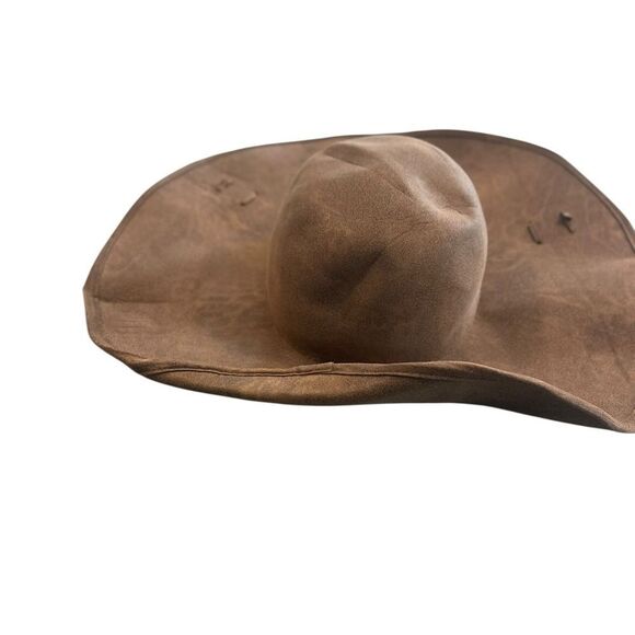 Disney Pirates of the Caribbean Dead Men Tell No Tales Kids Brown Pirate Hat - Picture 3 of 8